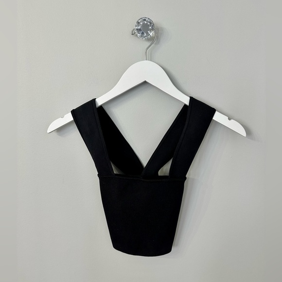ARITZIA | Babaton Breslin Sculpt Knit Tank - Picture 3 of 5